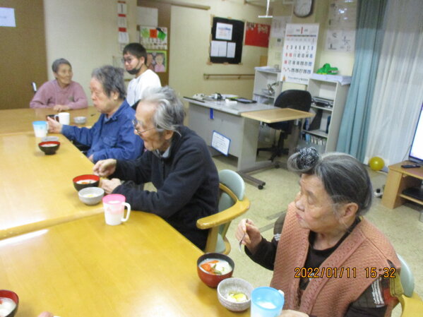 img3_598.jpg